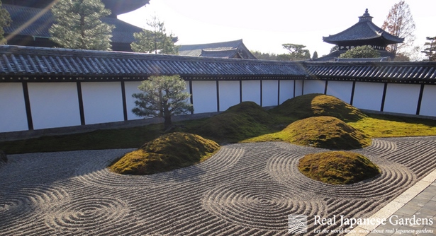 japanese-garden-raked-gravel-03_11 Японски градина гребло чакъл