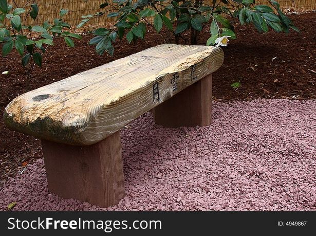 japanese-outdoor-bench-25_3 Японски открит пейка