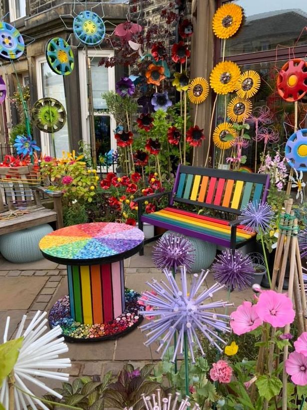 small-colorful-garden-ideas-94_7 Малки цветни градински идеи