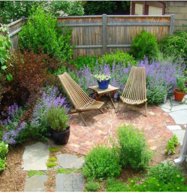 small-sitting-garden-ideas-46_12 Малки градински идеи