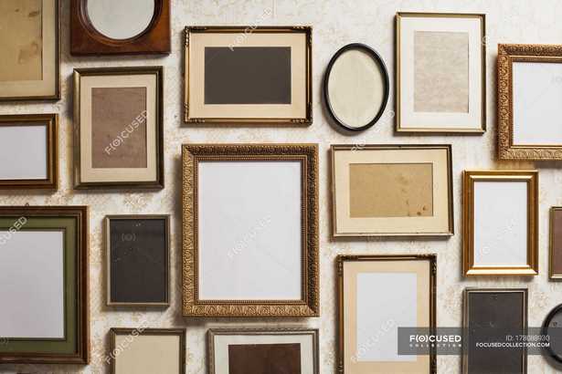 wall-full-of-picture-frames-91_11 Стена пълна с рамки за картини
