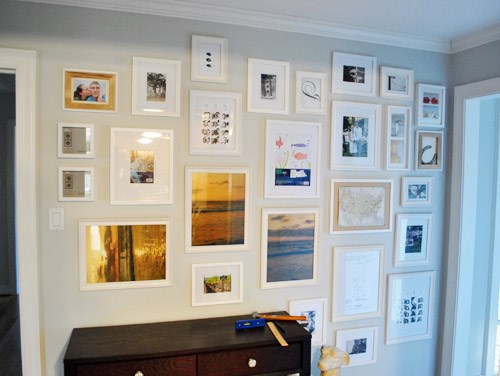 wall-full-of-picture-frames-91_2 Стена пълна с рамки за картини