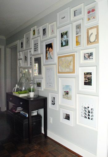 wall-full-of-picture-frames-91_7 Стена пълна с рамки за картини
