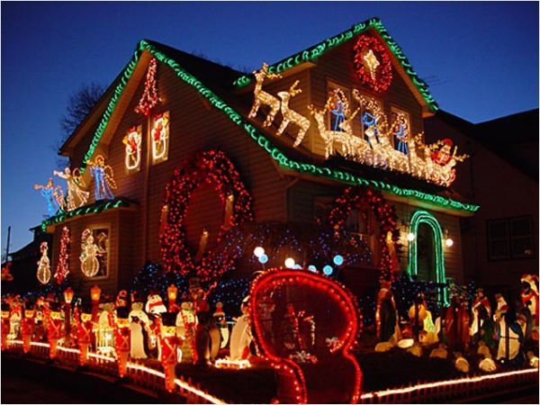 amazing-outdoor-christmas-lights-64_14 Невероятни външни коледни светлини