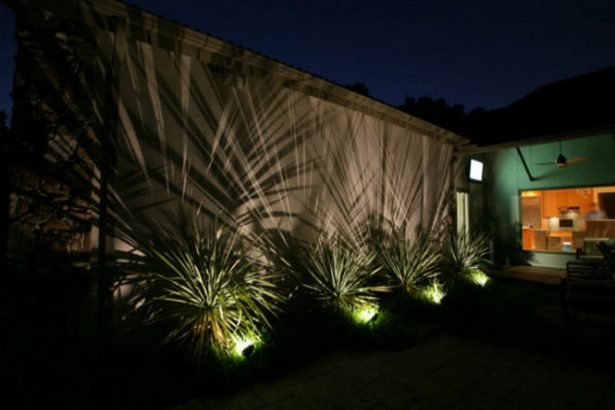 backyard-accent-lighting-89_10 Осветление на задния двор