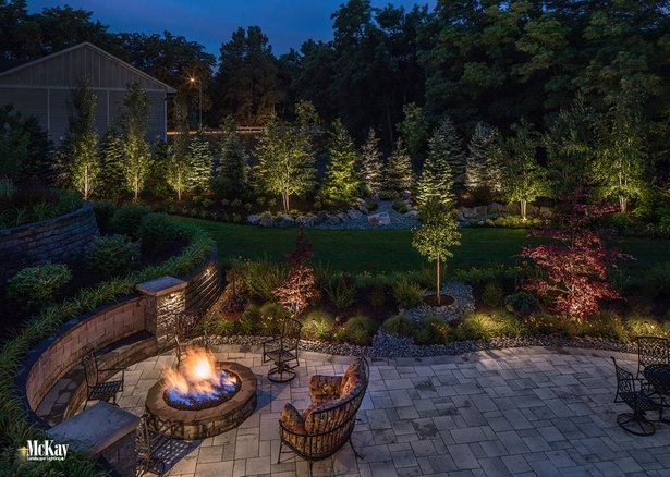 backyard-landscaping-lighting-ideas-59_18 Идеи за озеленяване на задния двор