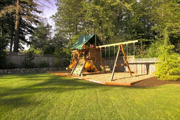 backyard-playground-design-ideas-76 Дизайн на детска площадка в задния двор