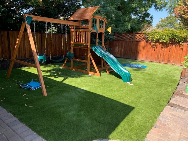 backyard-with-playground-landscaping-62 Двор с детска площадка озеленяване