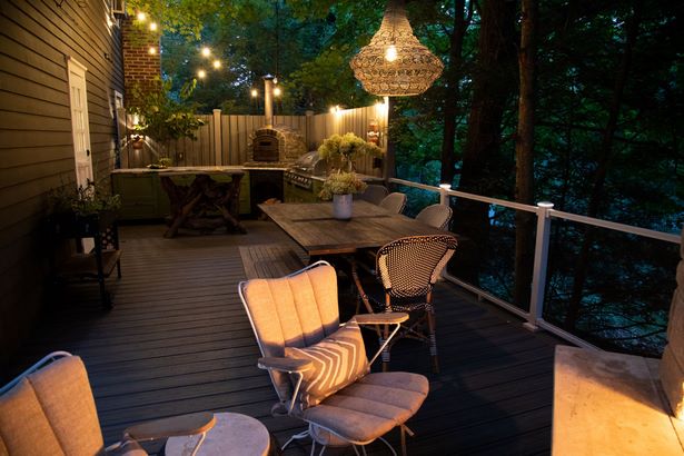 best-way-to-hang-string-lights-on-patio-82_11 Най-добрият начин да се мотае низ светлини на вътрешния двор