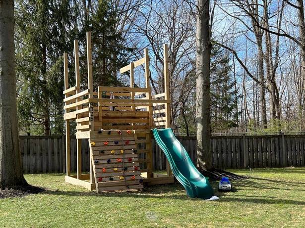 building-a-backyard-playground-16_12 Изграждане на детска площадка в задния двор