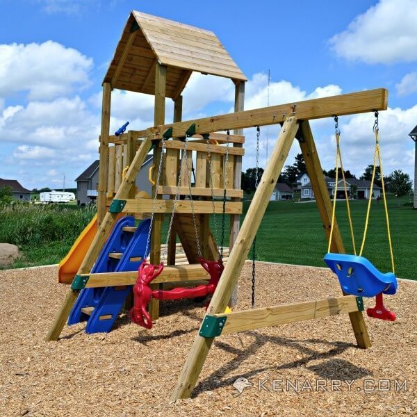 building-a-backyard-playground-16_13 Изграждане на детска площадка в задния двор