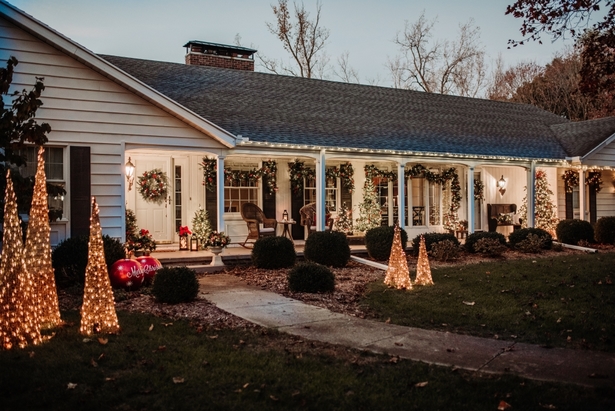 christmas-house-decoration-ideas-outdoor-58_4 Коледна къща декорация идеи на открито