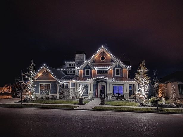 christmas-lights-for-house-outside-64_14 Коледни светлини за къща навън