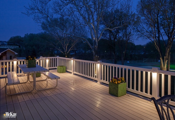 deck-and-patio-lighting-ideas-04_14 Палуба и вътрешен двор осветление идеи