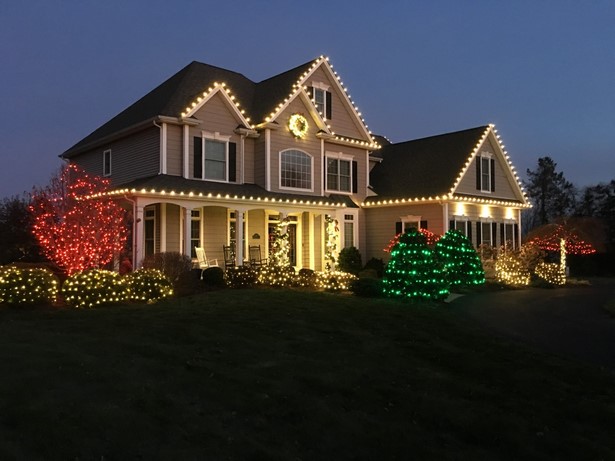 decorate-outside-house-xmas-lights-27_17 Украсете извън къщата коледни светлини