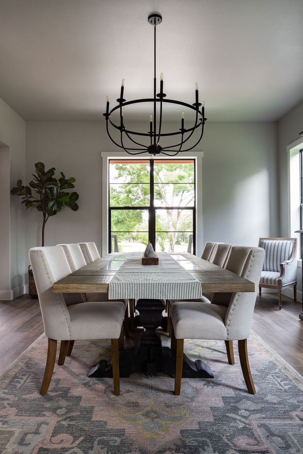 dining-table-chandelier-ideas-55_4 Трапезна маса полилей идеи