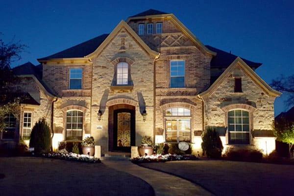 exterior-home-uplighting-14_13 Външно осветление за дома