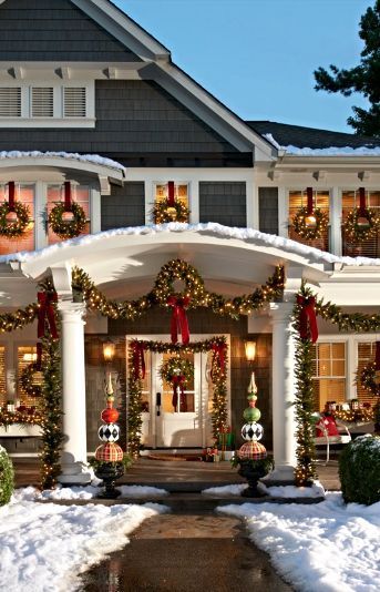 homes-decorated-for-christmas-outside-43 Къщи, декорирани за Коледа навън