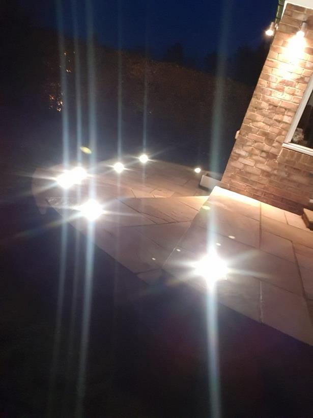 in-ground-patio-lights-74_14 В земята вътрешен двор светлини