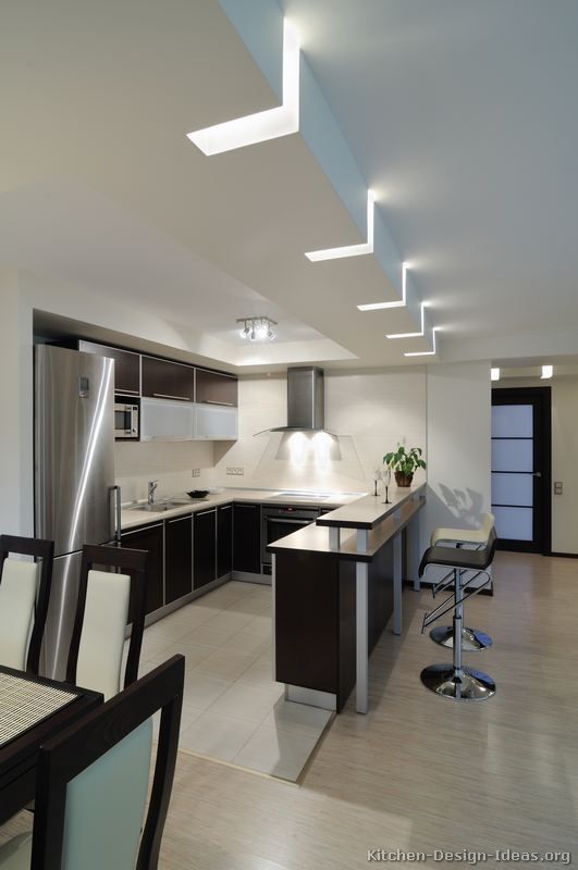 Кухня таван светлини дизайн