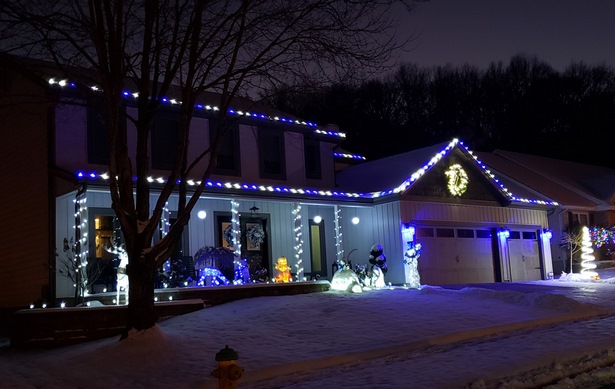 outdoor-christmas-light-themes-97_9 Открит Коледна светлина теми