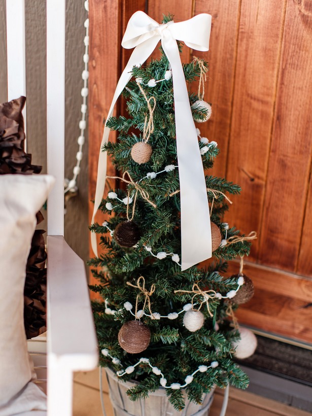 outdoor-christmas-tree-decorating-ideas-01_4 Открито коледно дърво декоративни идеи