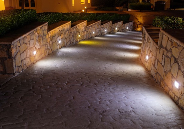 outdoor-driveway-lighting-ideas-99_7 Идеи за външно осветление на алеята