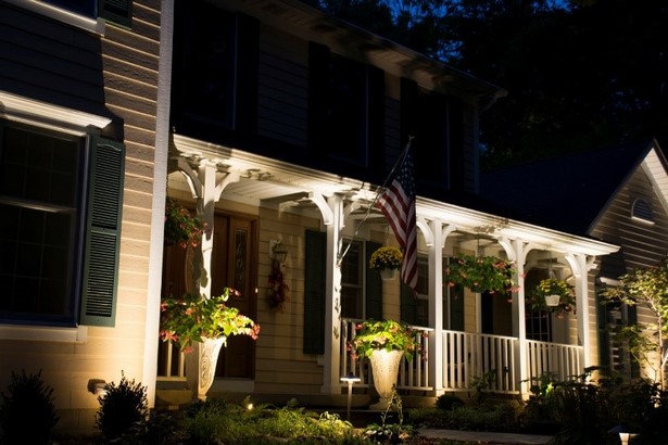 outdoor-lighting-ideas-front-porch-22_4 Идеи за външно осветление веранда