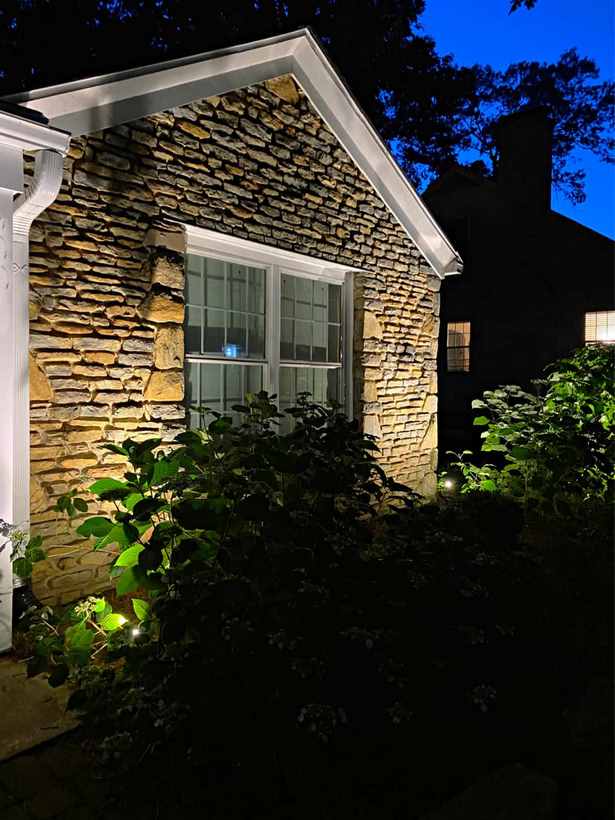 outdoor-lights-for-front-of-house-27_8 Външни светлини за предната част на къщата