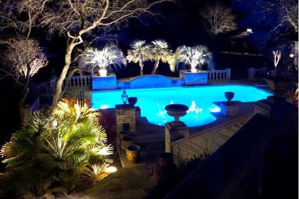 outdoor-pool-deck-lighting-57_6 Открит басейн палуба осветление