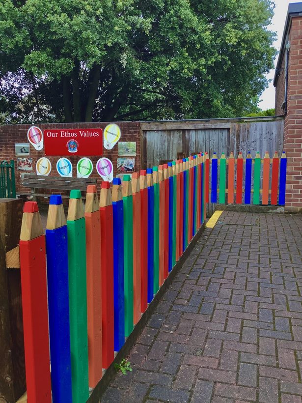 playground-fence-ideas-73_17 Идеи за ограда на детската площадка