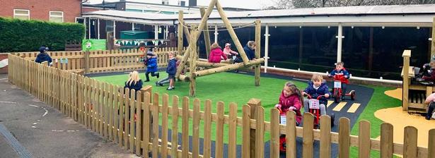 playground-fence-ideas-73_18 Идеи за ограда на детската площадка