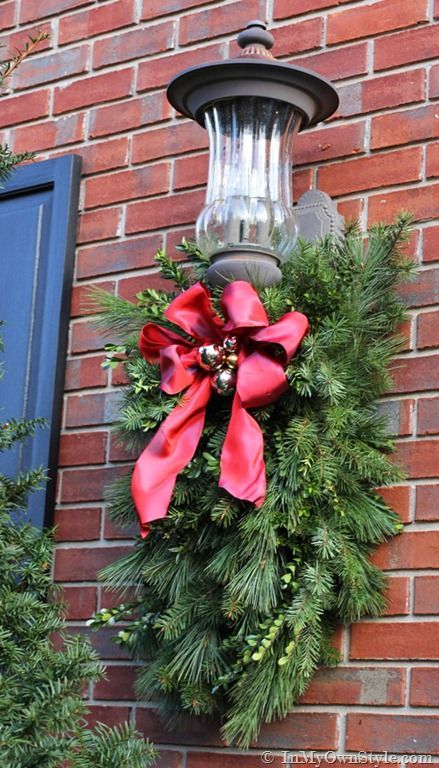 porch-light-christmas-decorations-23_9 Веранда светлина коледна украса