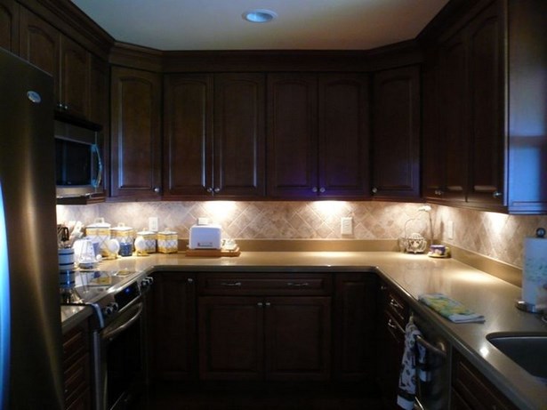 simple-kitchen-lighting-75_5 Обикновено кухненско осветление