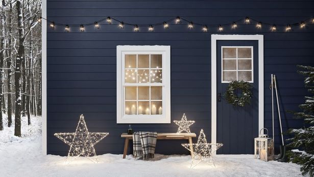 simple-outdoor-xmas-lights-32_17 Обикновено открит Коледа светлини