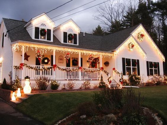 simple-outdoor-xmas-lights-32_18 Обикновено открит Коледа светлини