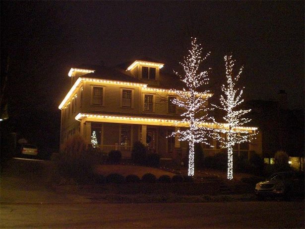 simple-outside-christmas-lights-ideas-44_3 Прости идеи за коледни светлини