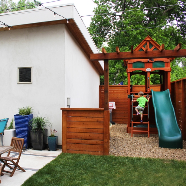small-backyard-play-area-44_16 Малка площадка за игра в задния двор