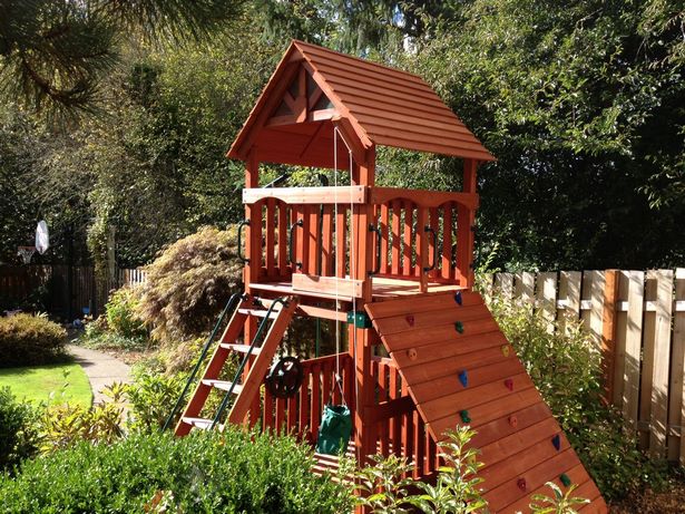 small-backyard-play-structures-22_6 Малки конструкции за игра в задния двор