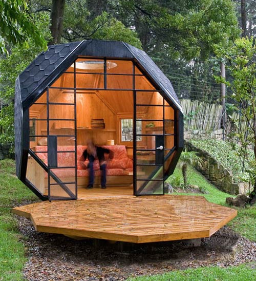 small-backyard-playhouse-72_19 Малка къщичка за игра в задния двор
