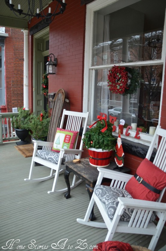 decorating-front-porch-for-christmas-66_5 Декориране на предната веранда за Коледа