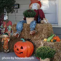 fall-outdoor-decorating-ideas-for-porch-91_18 Есен на открито декориране идеи за веранда