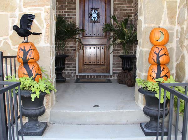 front-porch-halloween-decoration-ideas-23_12 Фронт веранда Хелоуин декорация идеи