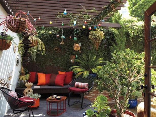 inexpensive-patio-decorating-ideas-58 Евтини идеи за декориране на вътрешния двор