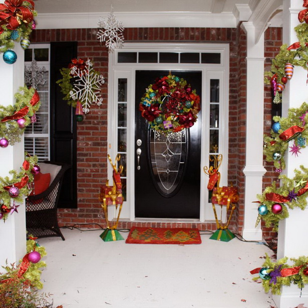 outdoor-christmas-decorating-ideas-for-front-porch-86_8 Открит Коледа декориране идеи за предната веранда