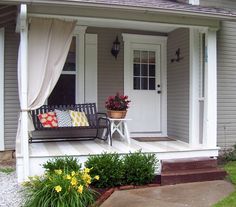 small-front-porch-decorating-ideas-for-summer-26_18 Малка веранда декориране идеи за лятото
