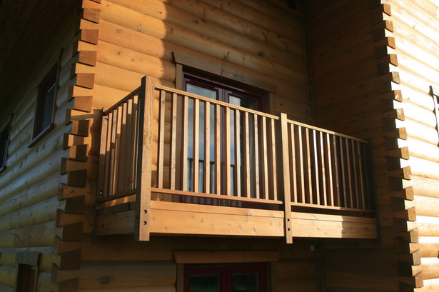 Дървени балкон дизайн