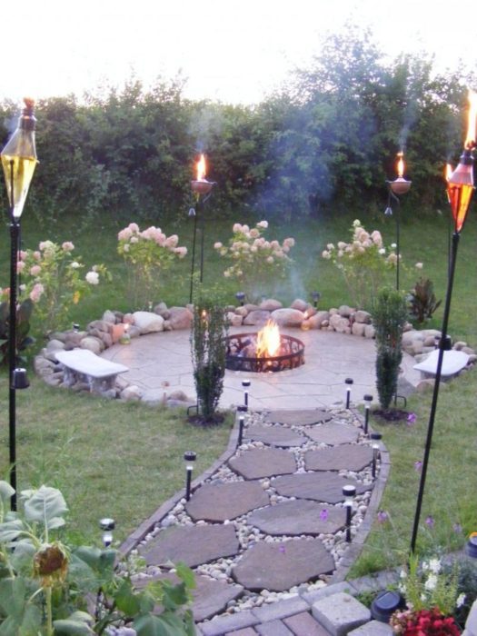 cheap-diy-backyard-landscaping-ideas-53_12 Евтини идеи за озеленяване на задния двор