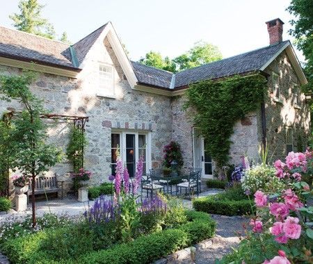 Красиви къщи с красиви градини
