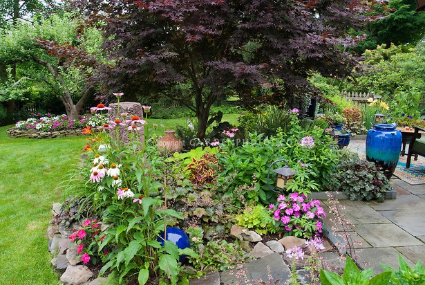 pictures-of-backyard-flower-beds-97_8 Снимки на цветни лехи в задния двор